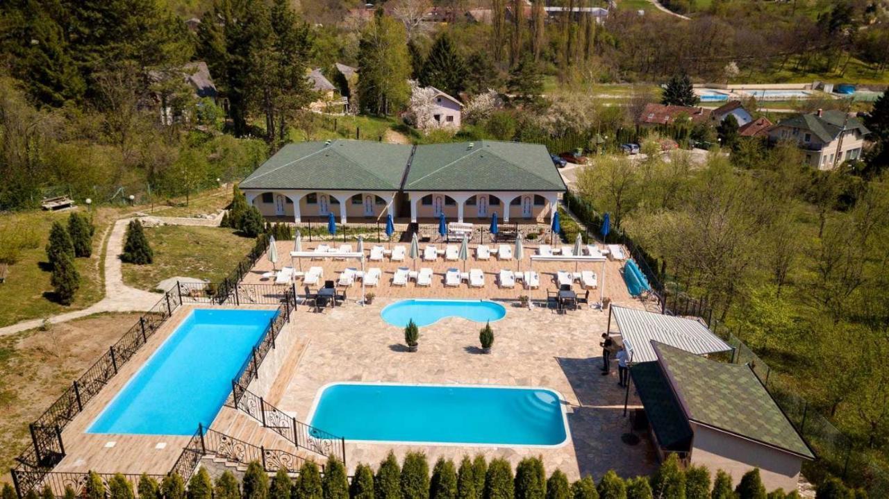 Suncani Breg Apartments Vrdnik Dış mekan fotoğraf
