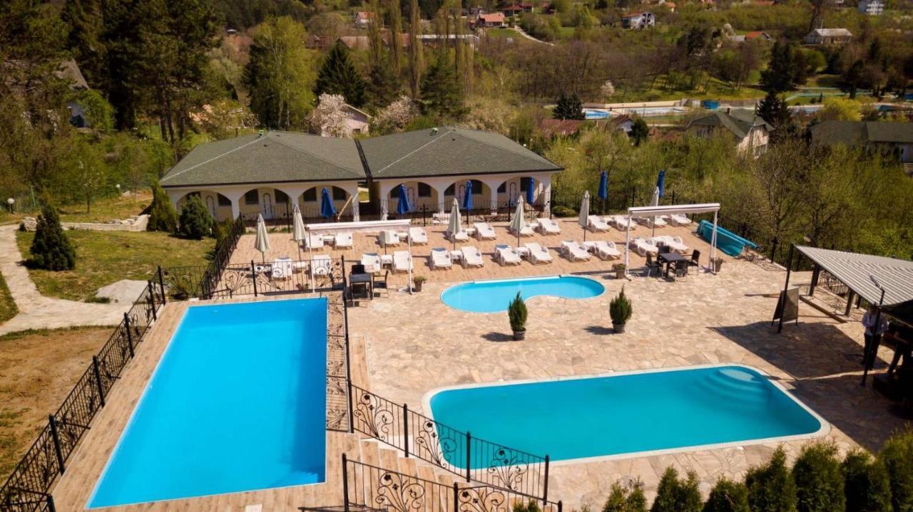 Suncani Breg Apartments Vrdnik Dış mekan fotoğraf