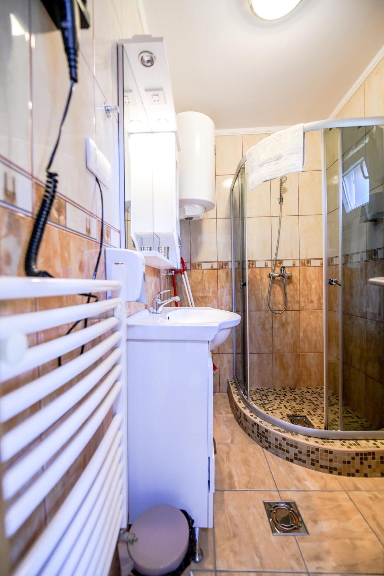 Suncani Breg Apartments Vrdnik Oda fotoğraf